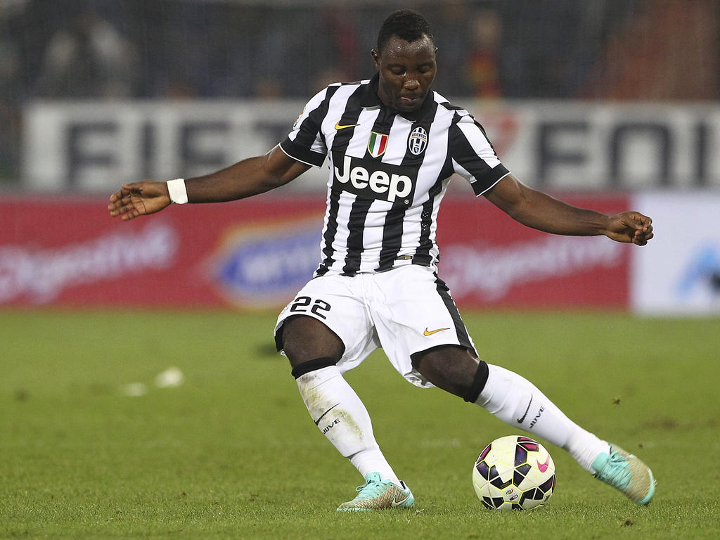 GENOA, ITALY - OCTOBER 29: Kwadwo Asamoah of Juventus FC in action during the Serie A match between Genoa CFC and Juventus FC at Stadio Luigi Ferraris on October 29, 2014 in Genoa, Italy. (Photo by Marco Luzzani/Getty Images)